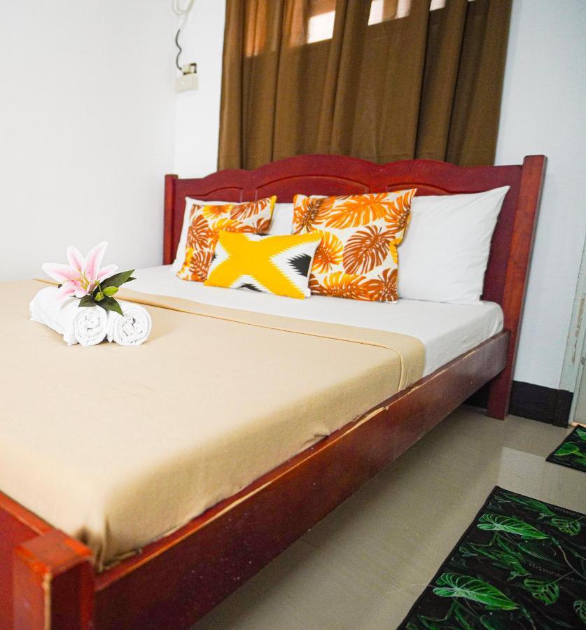 Amparo'S Tourist Inn - Coron Zewnętrze zdjęcie