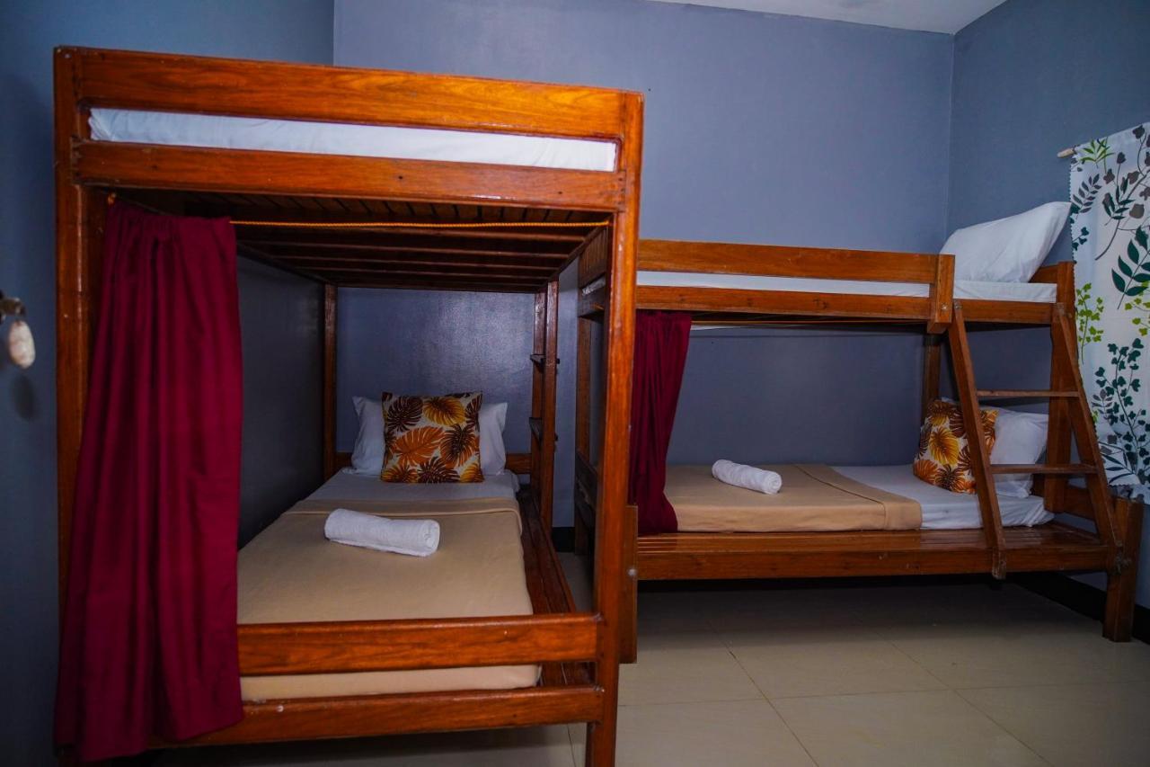 Amparo'S Tourist Inn - Coron Zewnętrze zdjęcie